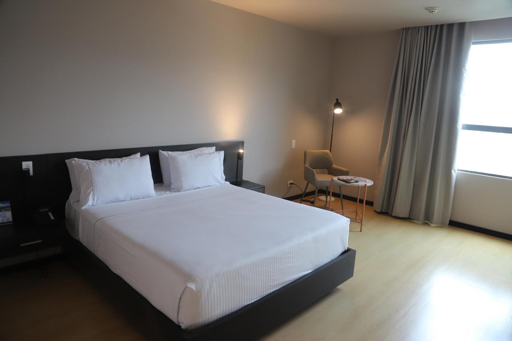 Tequendama Hotel Medellin - Estadio 외부 사진