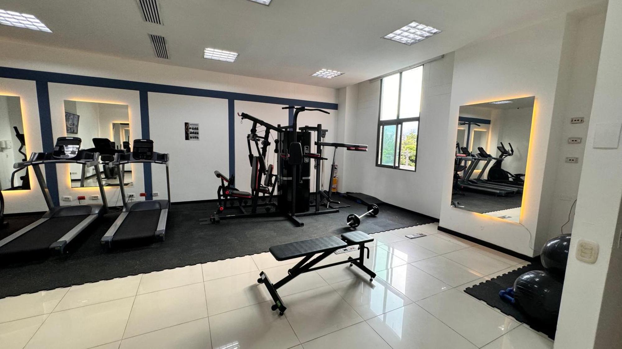Tequendama Hotel Medellin - Estadio 외부 사진