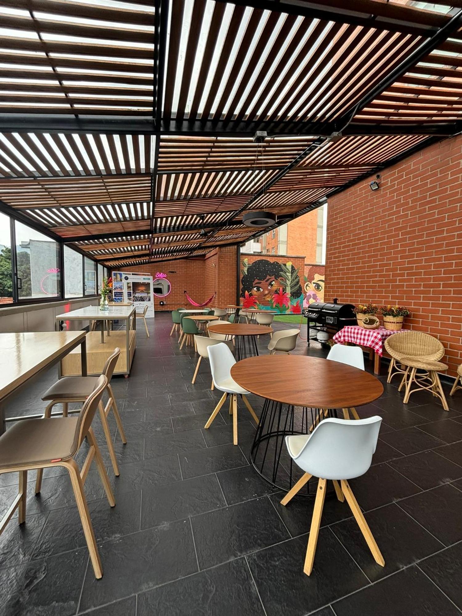Tequendama Hotel Medellin - Estadio 외부 사진
