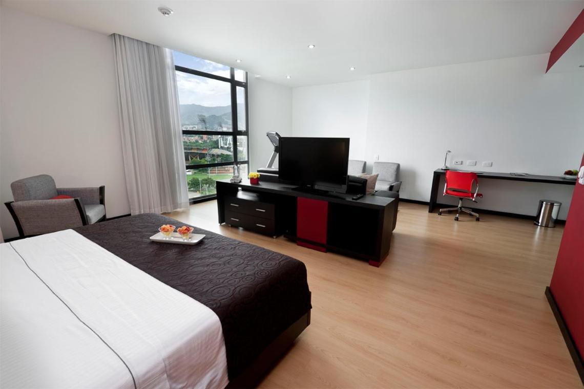 Tequendama Hotel Medellin - Estadio 외부 사진